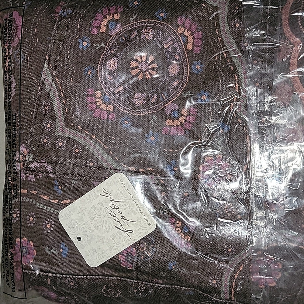 Just Float On Printed Flare Jeans - Picture 13 of 14